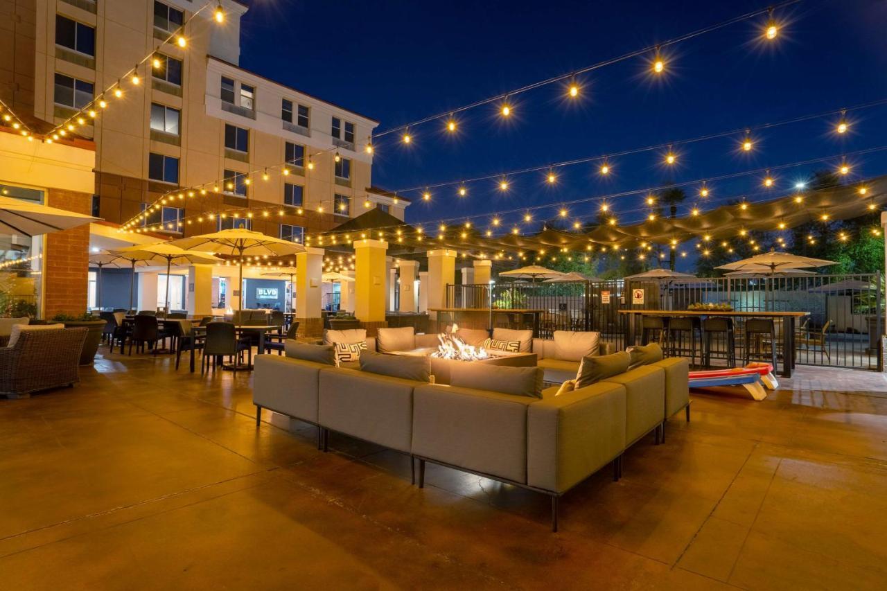 Hilton Garden Inn Scottsdale Old Town Екстериор снимка